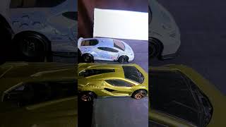 Lamborghini Sian VS Lamborghini Huracan #hotwheels  #diecast  #blackstreetrace