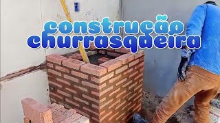 construção churrasqueira de tijolinho