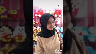 Cocok untuk story WA "Cewek cantik& manis" bikin ngiler