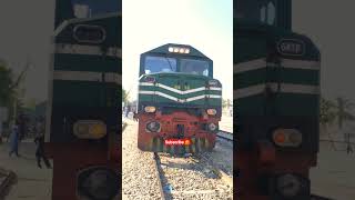 ZCU-20 6418 Standing at Kot Addu junction With Chugling Sounds #train #trainvideo #trainsvideo