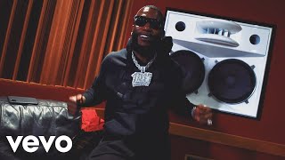 Gucci Mane ft. Moneybagg Yo & Yo Gotti - Hard Hitta [Music Video]