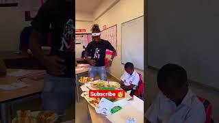 MOYADAVID1 SUPRISES A YOUNG BOY AT SCHOOL DURING HIS BIRTHDAY 🎉