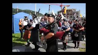 "Scotland the Brave"  Massed Band an den Highland Games Abtwil SG / Zurich Caledonian Pipe Band 2011