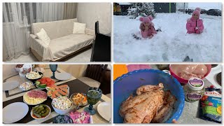 Купили диван 🛋 в гостях/ нас завалило снегом ❄️ запекаю рыбу 🐟