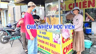 cách làm bánh chuối chiên mè đen của chị nhiên vì sao học viên lại vào đông vậy | Mỹ miền tây vlogs