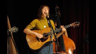 WoodSongs 913: Molly Tuttle and Mike Barnett