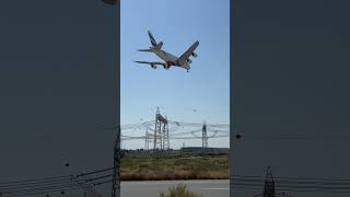 Emirates a380 landing in Dubai