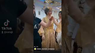 Dubai dancing