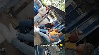 Tu compa el gorrero 🥴 #humor #viralvideo #parati #funny #fyp