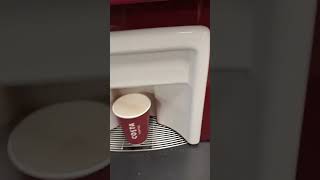 large costa fits in a regular cup