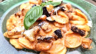 Pasta con crema di melanzane fritte - primo piatto cremoso