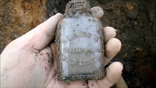 The easiest kind of treasure to find, Antique Bottles Digging in NC Day 52