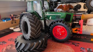 Neue Reifen für den RC Dickie Fendt 926 Favorit Tractor 1/14