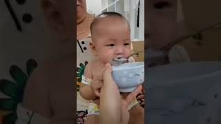 Cute baby funny video 😀😍 #cutebaby # viral #kids #shorts #youtubeshorts(2)