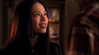 Smallville 4x08 - Lana/Isobel walks into the Kent home to find Clark wrapping a large present