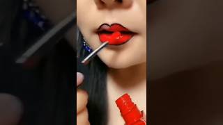 Outline lipstick hack #ytshorts #hindisong #bollywoodsongs #youtubeshorts #mackuptutorial #