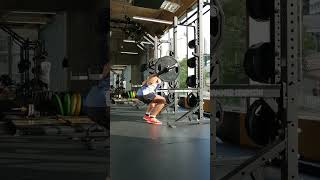 VID 20221206 squat 2/4