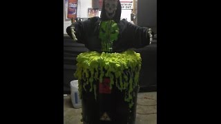 ROTATING  HALLOWEEN TOXIC BARREL PROP