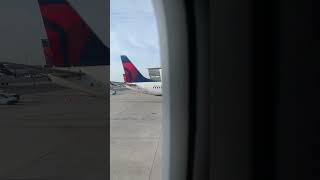 Delta Airlines A321 getting ready for pushback! #aviation #deltaairlines #airplane #airport #avgeek