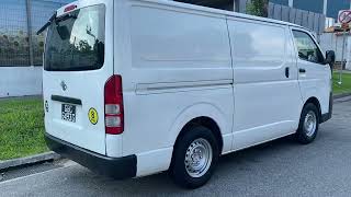 TOYOTA HIACE MANUAL