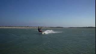 Kitesurfing Technique - Strapless Chop Hop