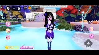 GIVING AWAY MOON GAZER SET IN ROBLOX DRESS TO IMPRESS