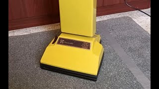 Vintage Vacuum Cleaner Deep Clean Test - 1981 Electrolux Z411