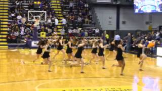 UAlbany Dance Team halftime vs. hartford