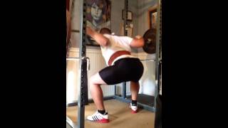 Squat 300 - single very clean