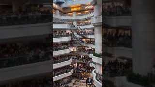 Crowded Chinese shopping mall  #subscribe #china #shortsvideo