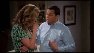 Two and a half Men S05E11 Potpourri und Pfefferspray