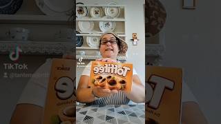 Så blev det atter fredag igen og her kommer snacktiiiid med tante direkte fra Tiktok 🎉🎉🎉 #slik