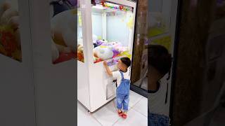 Em gắp gấu bống #shorts #shortvideo #baby #cute #cutebaby #giadinh #family #trending #viralvideo