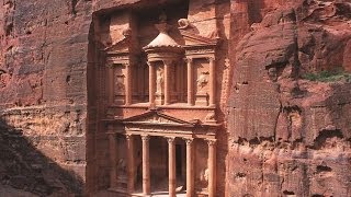 Jordánsko - mrtvé město Petra Jordan - The Necropolis Petra