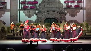 Costa Rican folk dance: Tico de corazón & Son de tierra