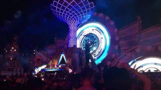 Tiesto LIVE - EDC Las Vegas 2016 - "Yellow" by Coldplay