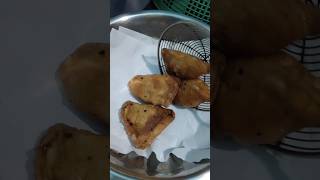 samosar bahari naam #foodvlog #samosa #foodhistory #foodlover #foodchannel