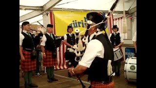 "Sleeping Tune" Solo unseres Pipe Majors Ruedi in Fehraltorf / Zurich Caledonian Pipe Band 2009