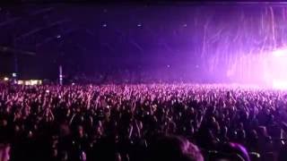 Bring Me the Horizon: "Throne" (Live @ Hordern Pavilion, Sydney, 17/09/16)