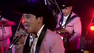 Los Machos de la Cumbia  - Aunque sea a escondidas En Vivo en Pasión Ranchera