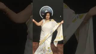 NAVRATRI  bhajan pyara  saja h tera dwar dekhe mata rani ka dance h like share subscribe to banta h