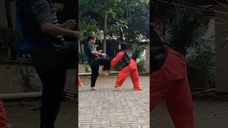 perempuan sparing silat alas konblok #pencaksilat