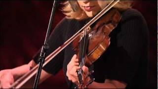 Alison Krauss and Union Station   Tiny broken heart