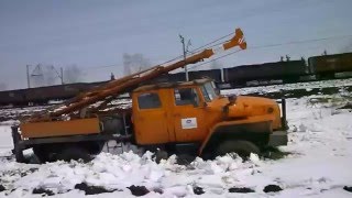 Бездорожье Урал на помощь приехал КамАЗ, Жесть!!! Bad Roads.Damn. Ural came to help Kamaz