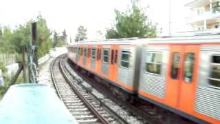 ΗΣΑΠ TRAIN(BOMBARDIER)PASSES EIRHNH STATION