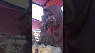 Si Gemoy makan mulu