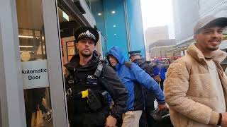 police 🚔 abuse  Manchester  handcuffs first then take em off WOW DOT COM.