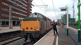 Thrash From Light 37608 At Watford Junction