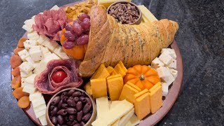 Garlic bread Cornucopia- Charcuterie