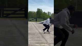 Picnic table sesh 🧺 🛹 #boogiewitdahoodie #leandrehayes #kentuckyskateboarding #seemyset